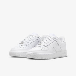 Nike Air Force 1 LE