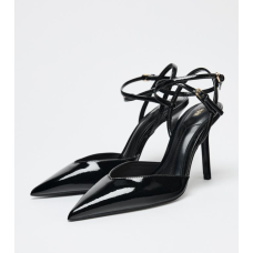 حذاء بكعب عالٍ مفتوح من الخلف مع أربطة