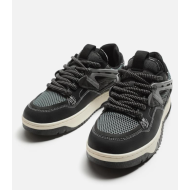 حذاء اسود من زارا